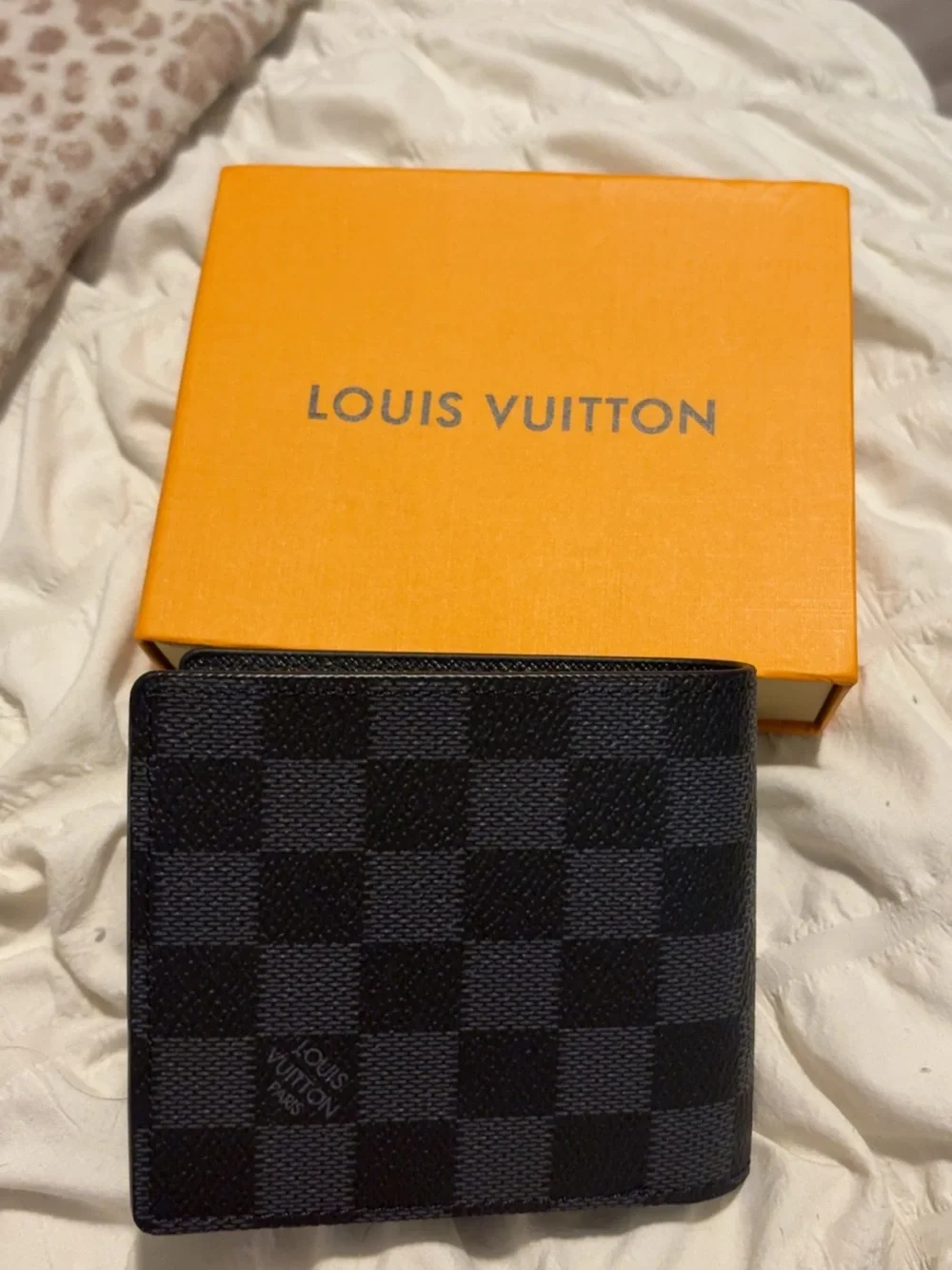 Louis Vuitton compact card